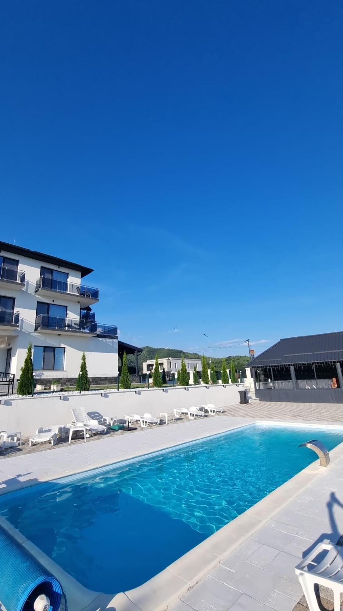 Casa De Vacanta Larisa Novaci-Străini Esterno foto